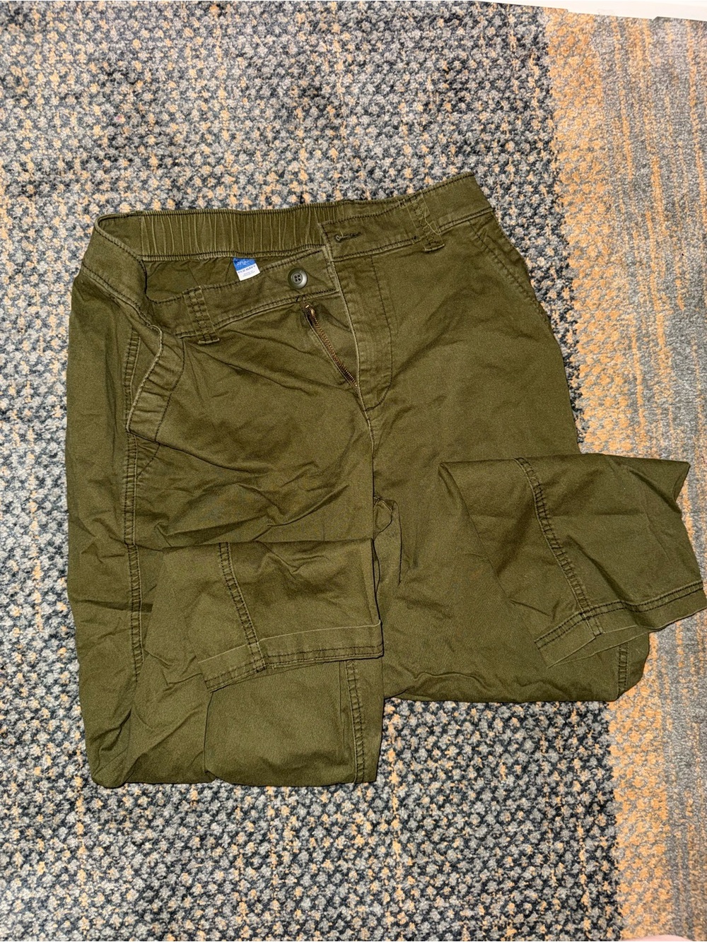Green Old Navy Chinos